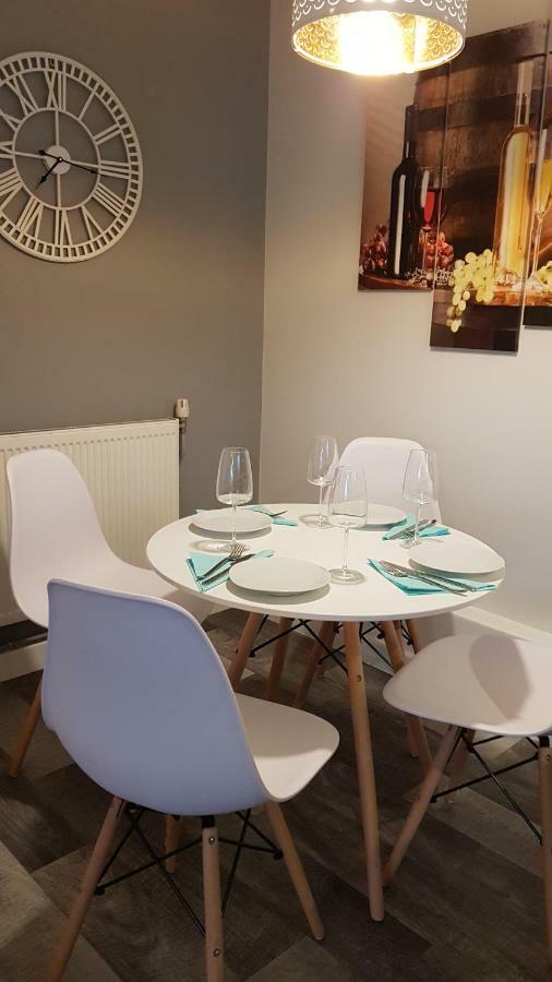 New Contemporary Flat Minutes From Airport & Nec Apartment Marston Green Bagian luar foto